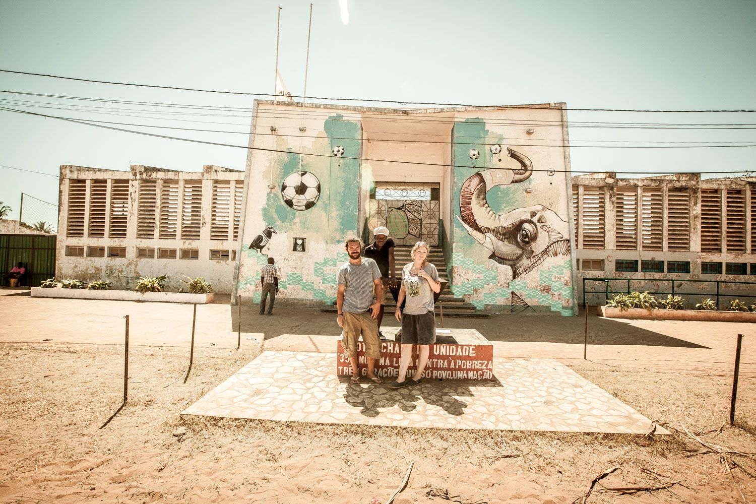 Mural Pemba Mozambique - QueenKong © Strassenkoeter.jpg