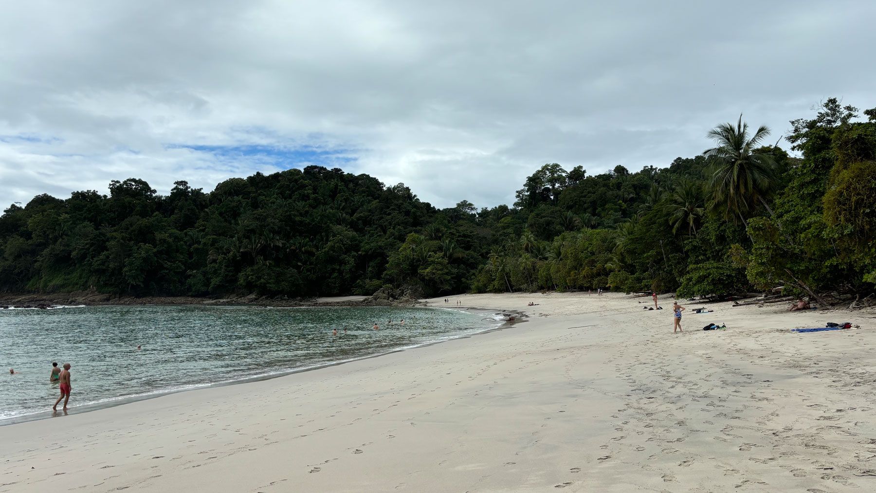 Quepos Playa Manuel Antonio - Reisejournal Carolin Kotte - DOBAS.jpg