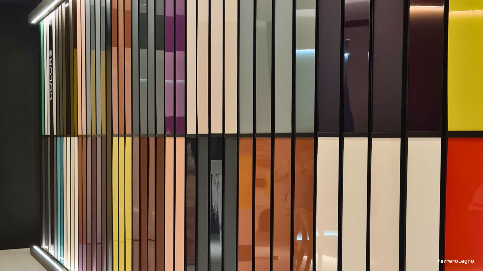 FerreroLegno 2 Moebelmesse Mailand - Innenarchitektur Design - DOBAS AG.jpg