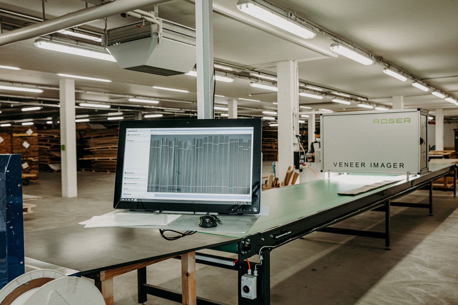 Furnier 4 - Roser AG - Innenarchitektur Umsetzung - DOBAS AG © Roser AG.jpg