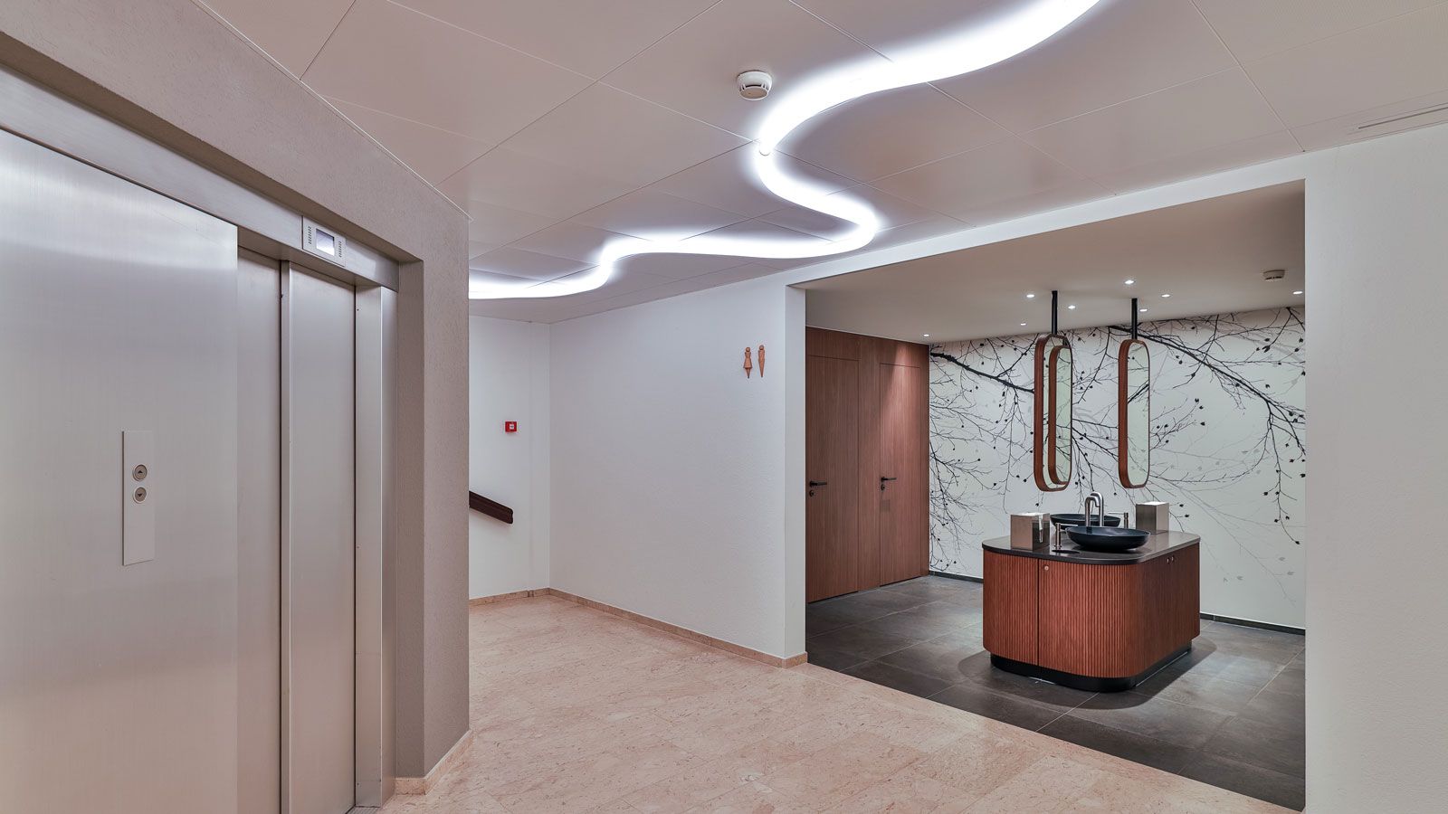 Toilette UG - Luzerner Kantonalbank LUKB - Innenarchitektur Design - DOBAS AG © Thomas Studhalter.jpg