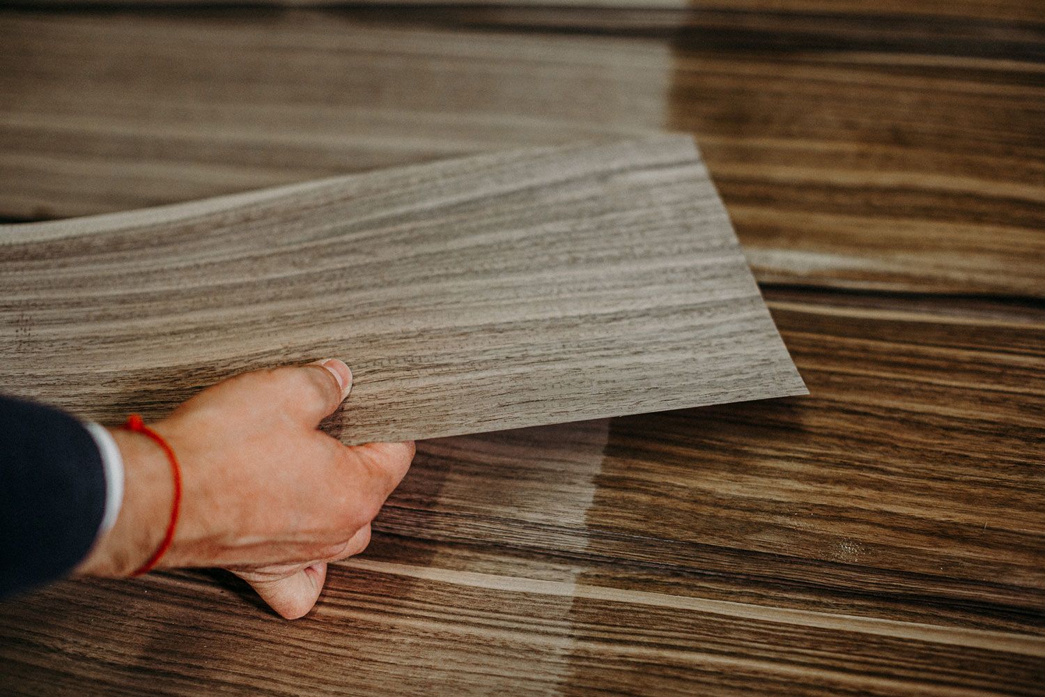 Furnier 5 - Roser AG - Innenarchitektur Umsetzung - DOBAS AG © Roser AG.jpg