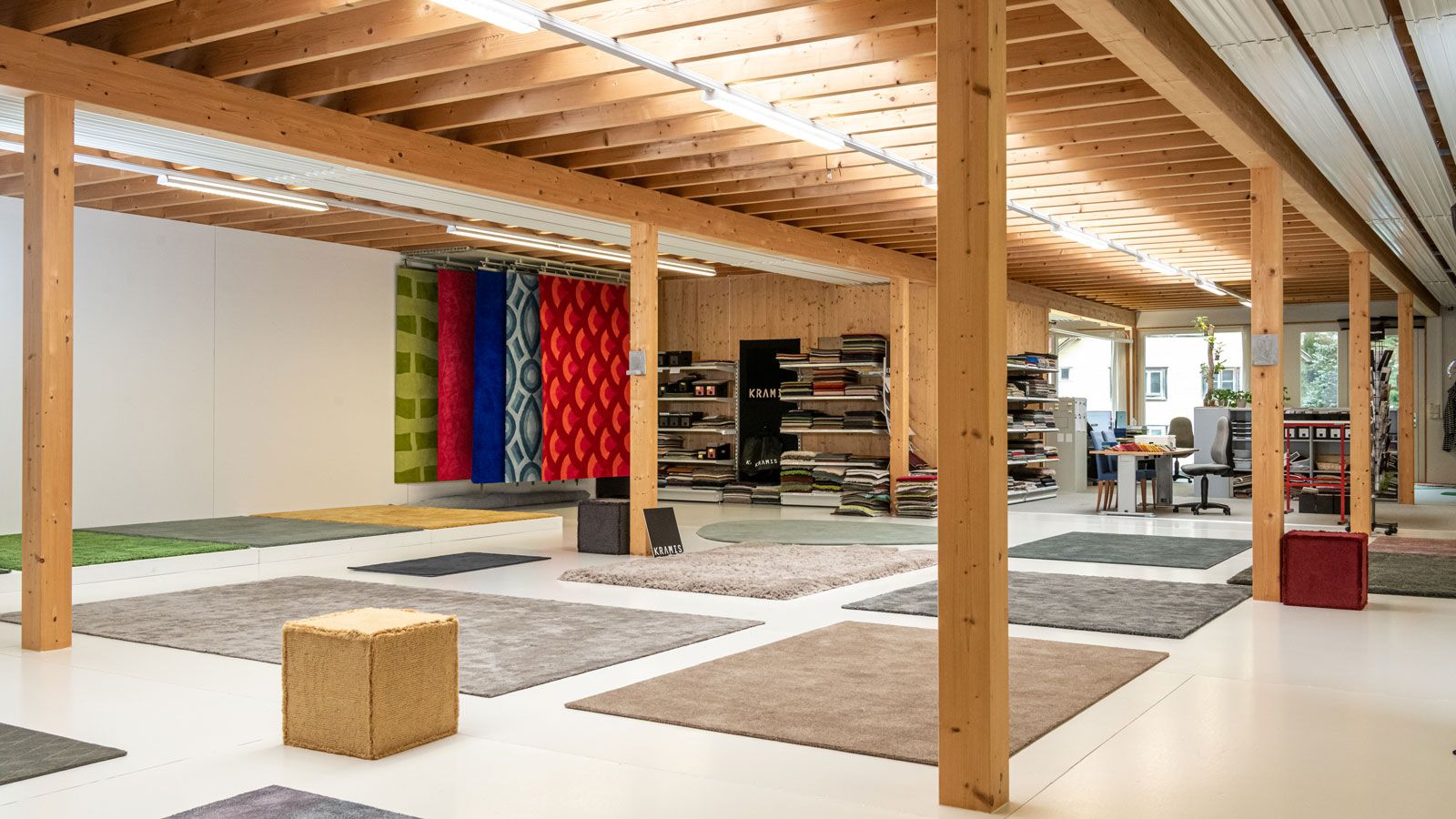 Showroom Teppich - Tufting Manufaktur © Kramis.jpg