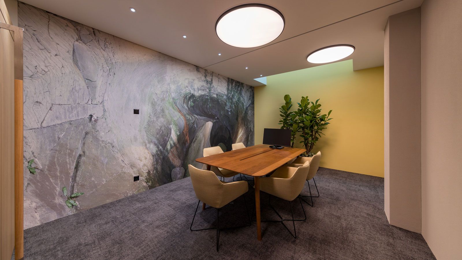 Beratung Gletschergarten - Luzerner Kantonalbank LUKB - Innenarchitektur Design - DOBAS AG © Thomas Studhalter.jpg