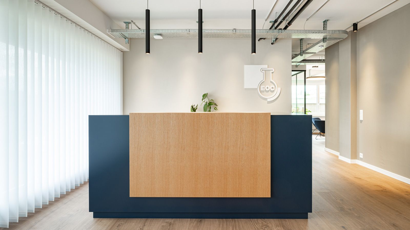 EOC Headoffice Cham 1 - EOC Einkauf AG - Innenarchitektur Design Office - DOBAS AG © Simon Meyer.jpg
