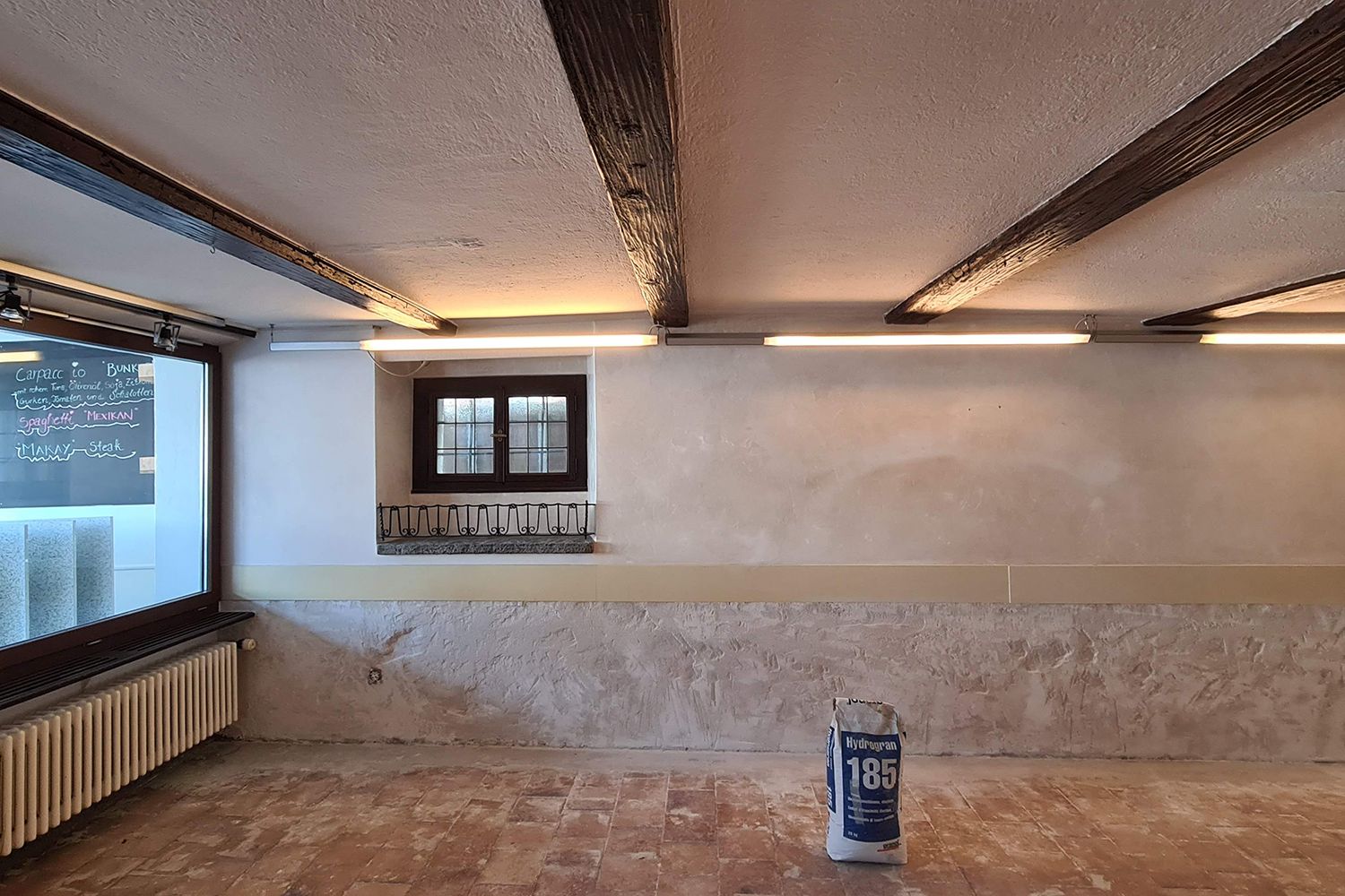 Bestandesaufnahme 1 - Hotel Restaurant Roessli - Innenarchitektur Design - DOBAS AG.jpg