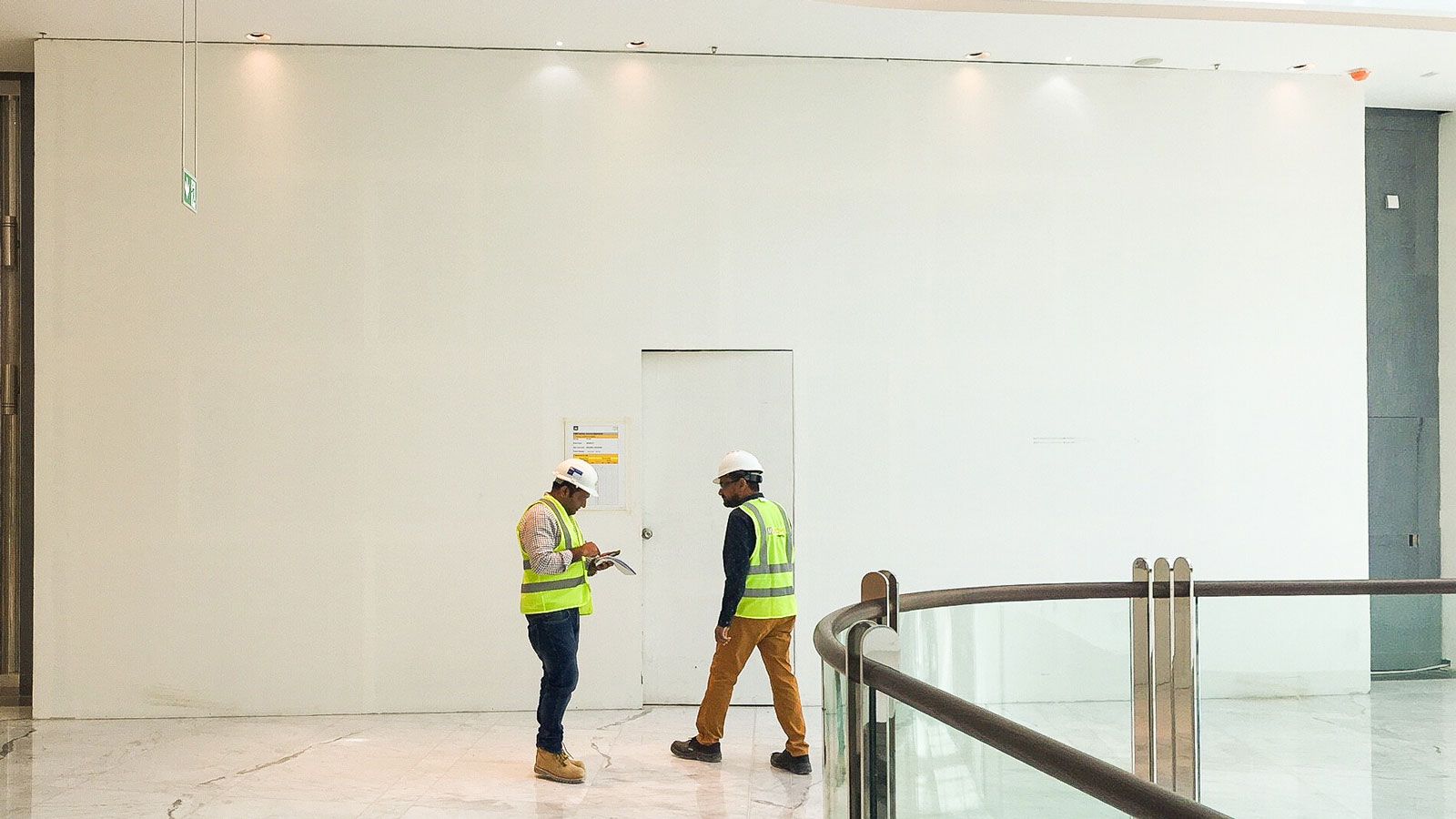 Baustelle Boutique 5 - Mikimoto - Ladenbau - DOBAS AG.jpg