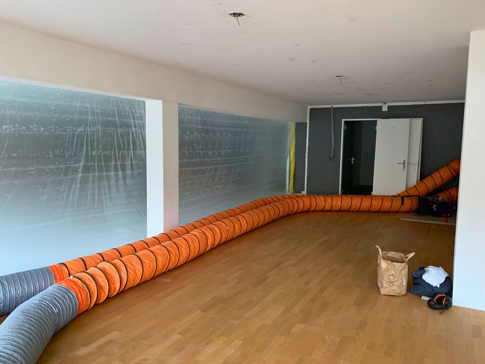 Umbau Buero Luzern 1 - Innenarchitektur Design Umsetzung - DOBAS AG.jpg