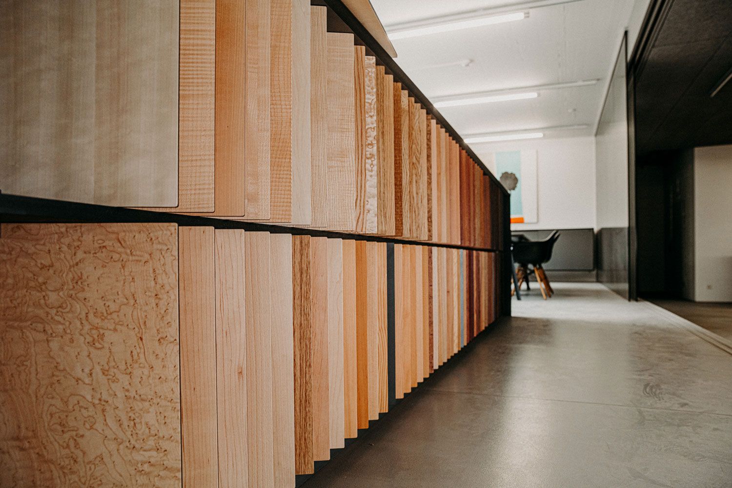 Furnier 3 - Roser AG - Innenarchitektur Umsetzung - DOBAS AG © Roser AG.jpg