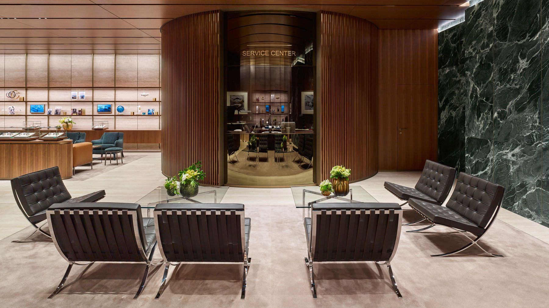 Monobrand Boutique Service Center - Gearys Beverly Hills - Ladenbau - DOBAS AG.jpg