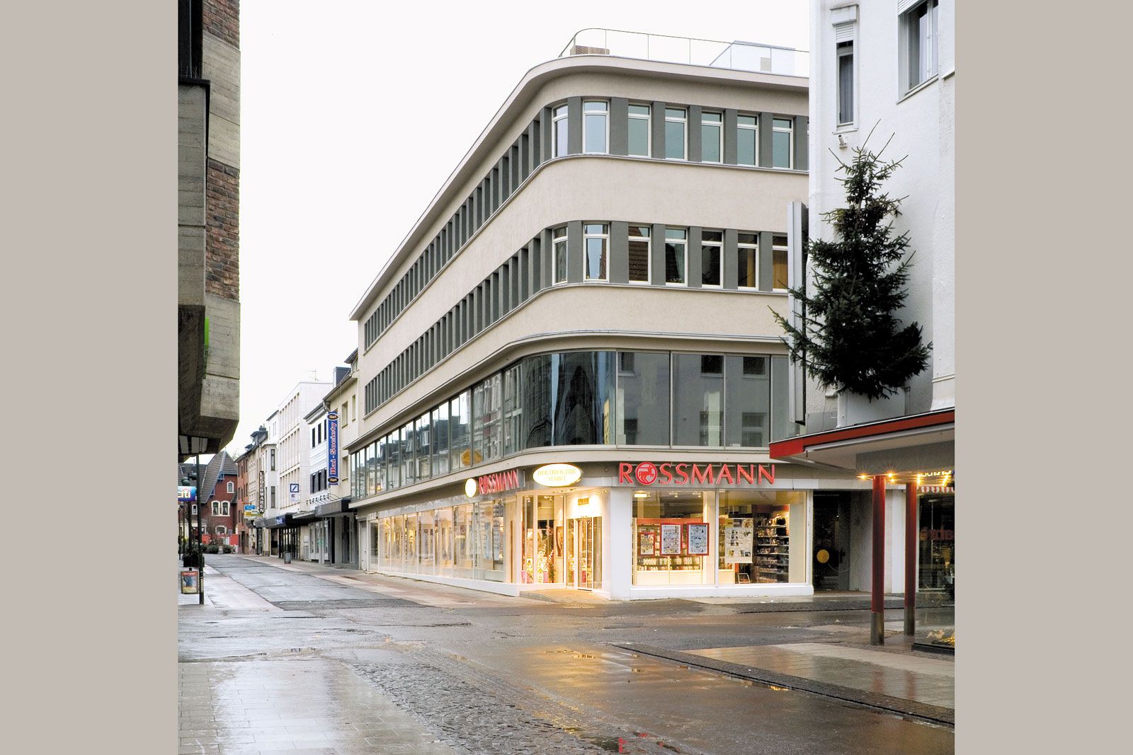 Kaufhaus Breuer Aussenansicht ©  BeL Sozietaet für Architektur BDA.jpg
