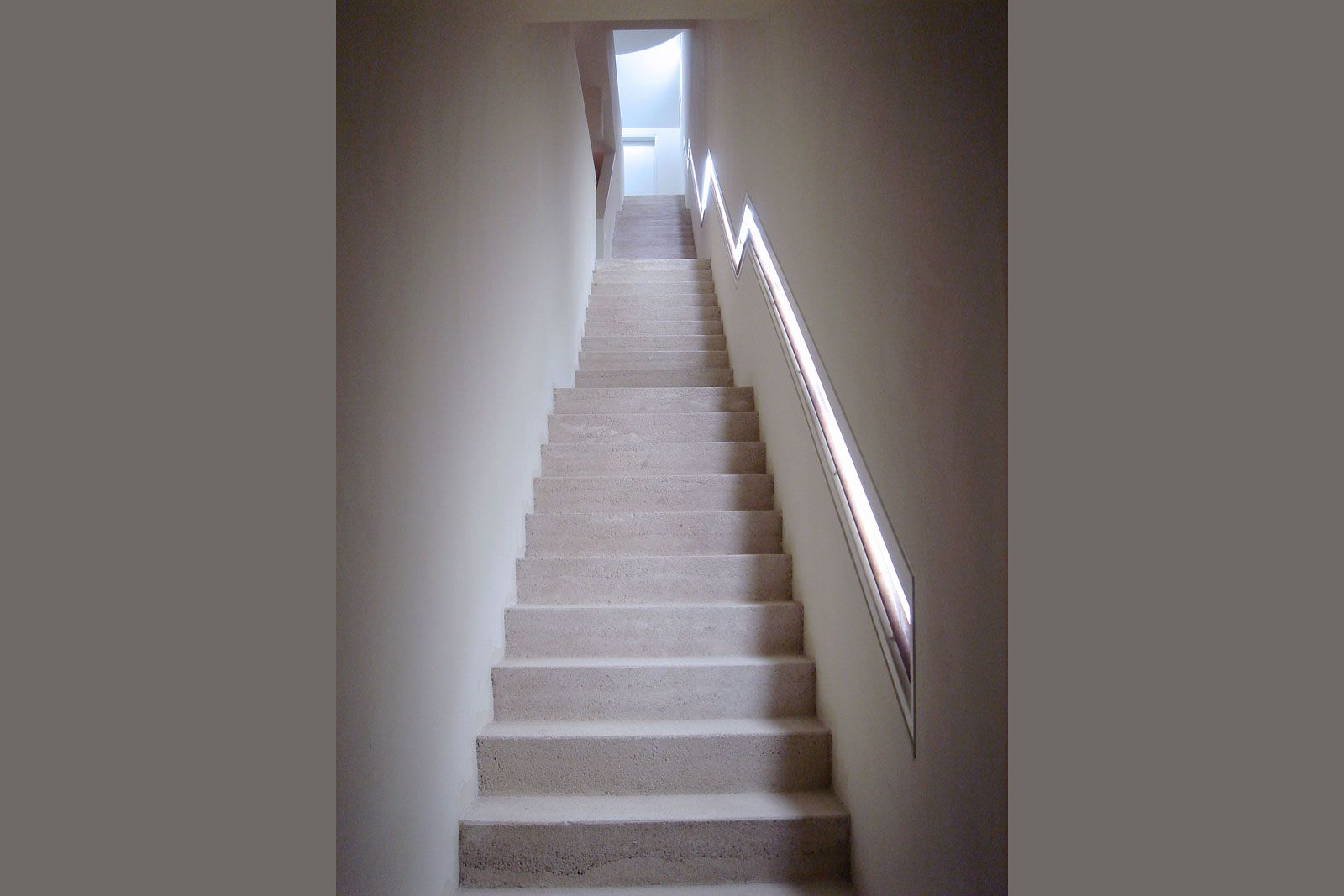 Kaufhaus Breuer Treppe ©  BeL Sozietaet für Architektur BDA.jpg