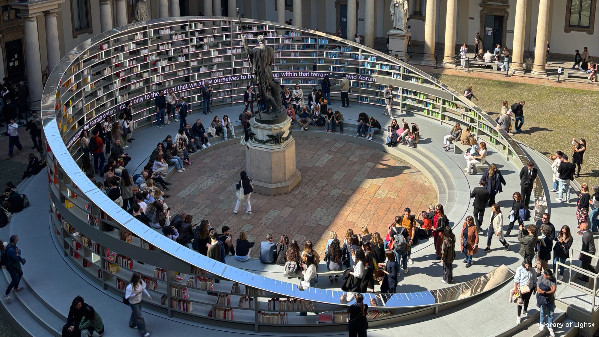 Library of Light Moebelmesse Mailand - Innenarchitektur Design - DOBAS AG.jpg